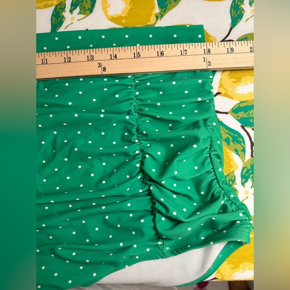 Unique Vintage Plus Size Green & White Pin Dot Monroe Swim Bottom - Picture 7 of 10
